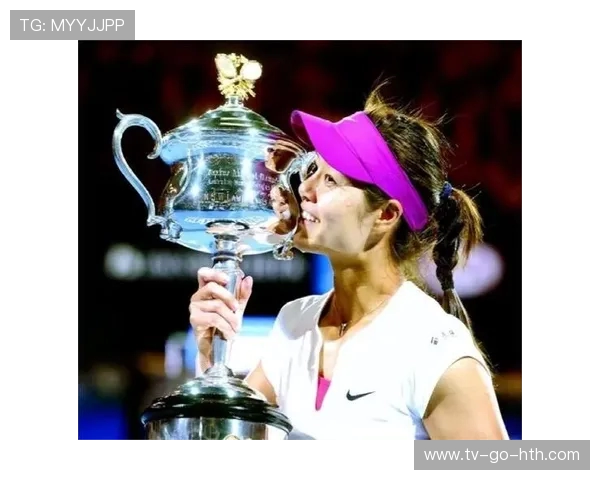 李娜：从网球冠军到极限运动探险者的精彩人生旅程